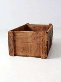 antique Reading Hardware Co wood crate