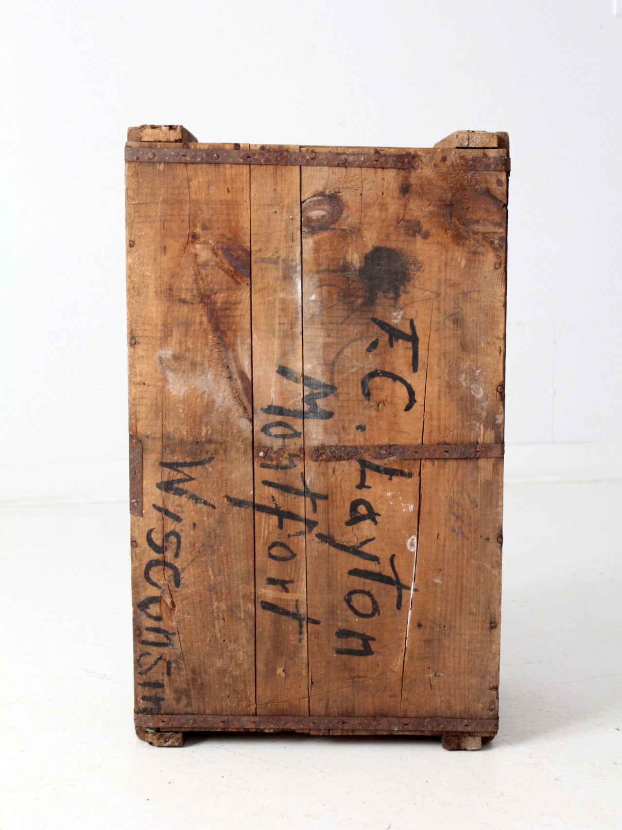 antique Reading Hardware Co wood crate