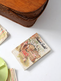 mid-century Redmon picnic basket set