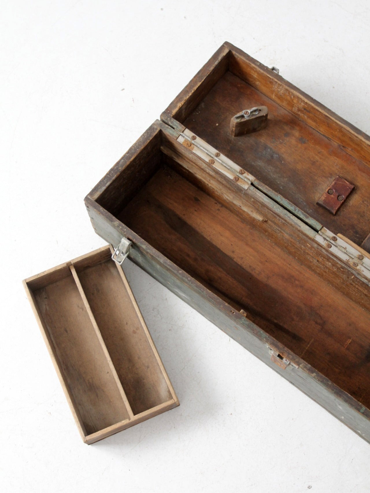 vintage green wood tool box – 86 Vintage