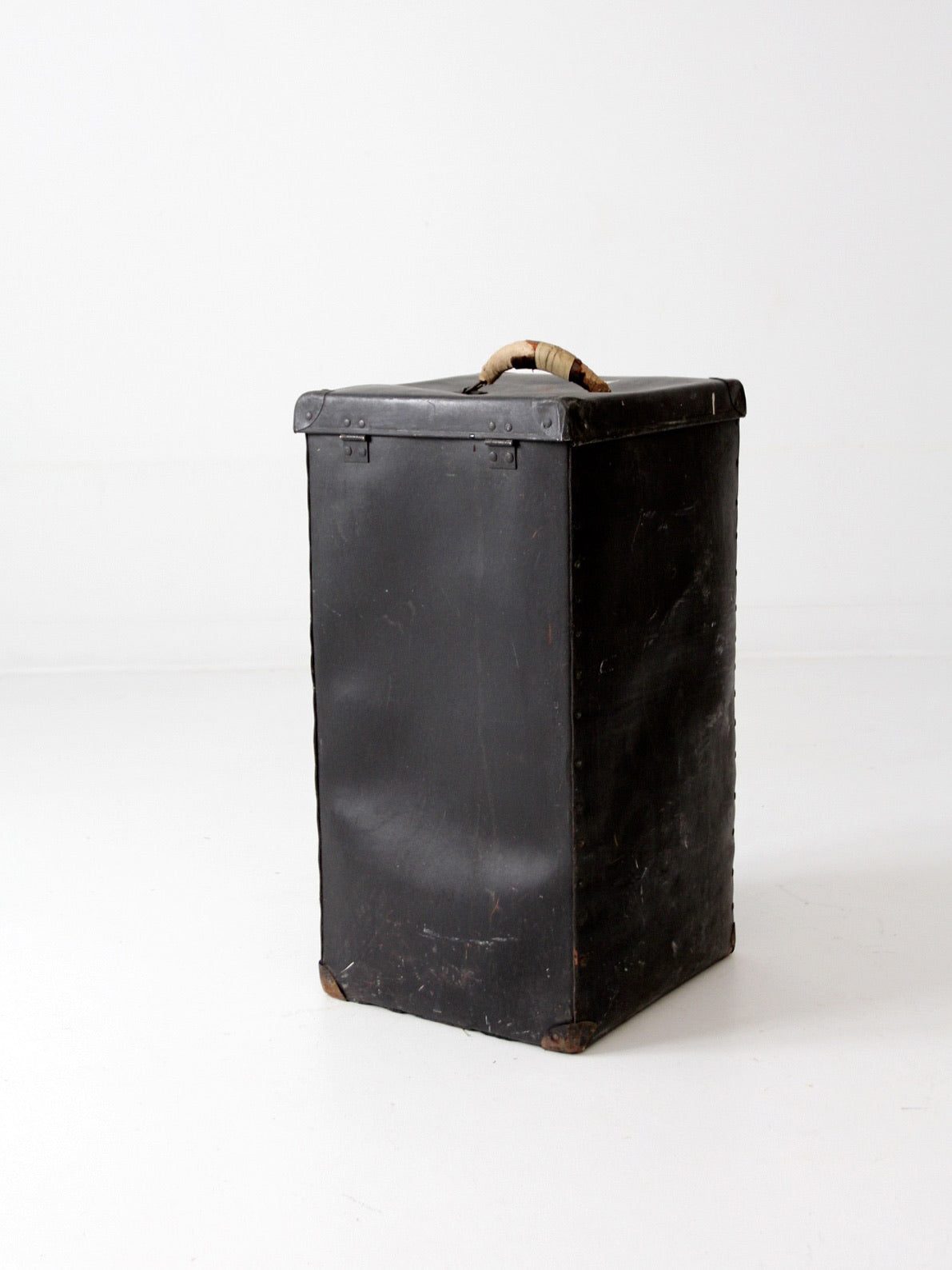 antique vulcanized fiber instrument case