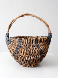 vintage buttocks basket