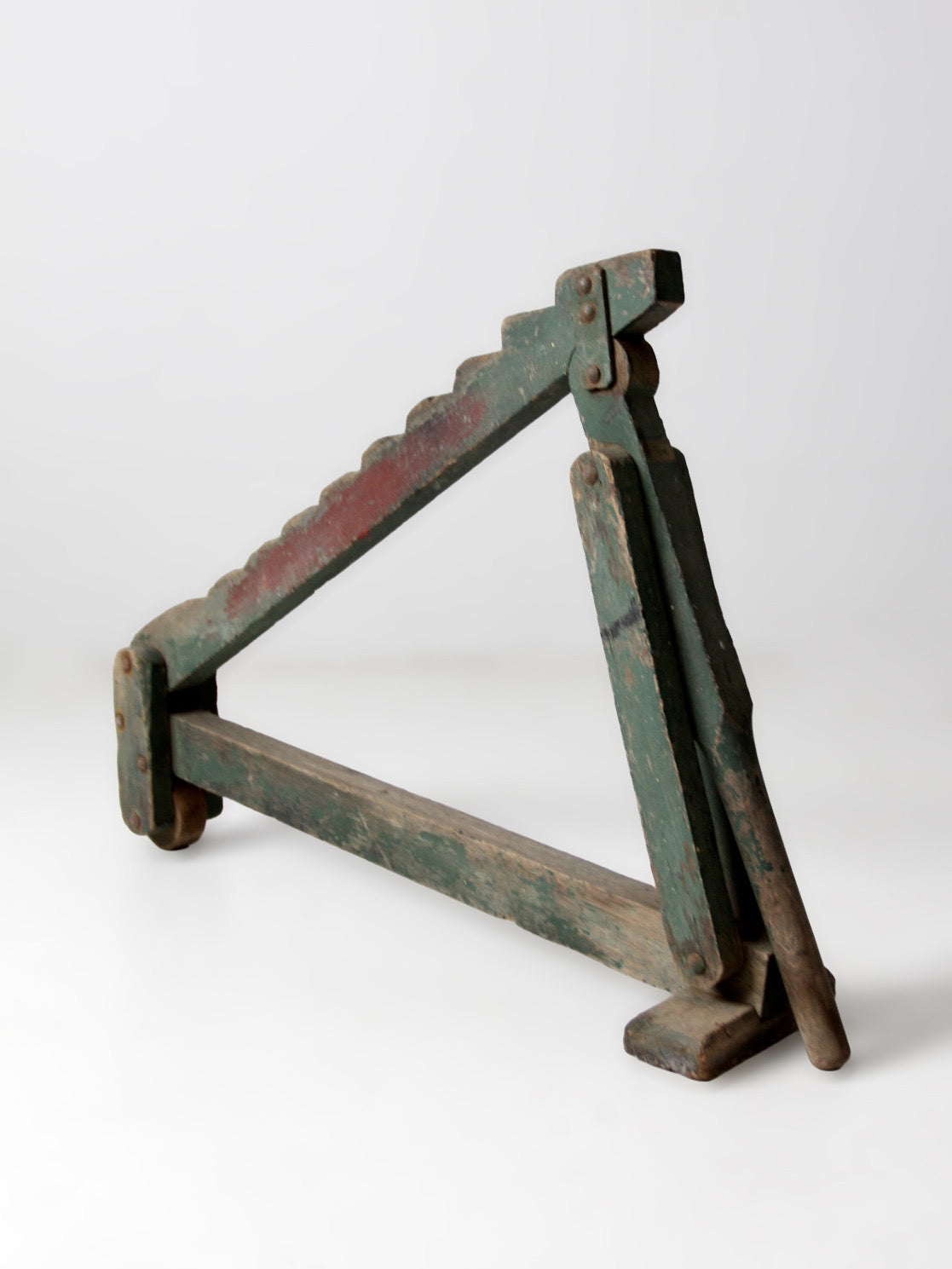 antique primitive wagon jack