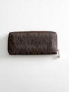 Michael Kors wallet in brown monogram