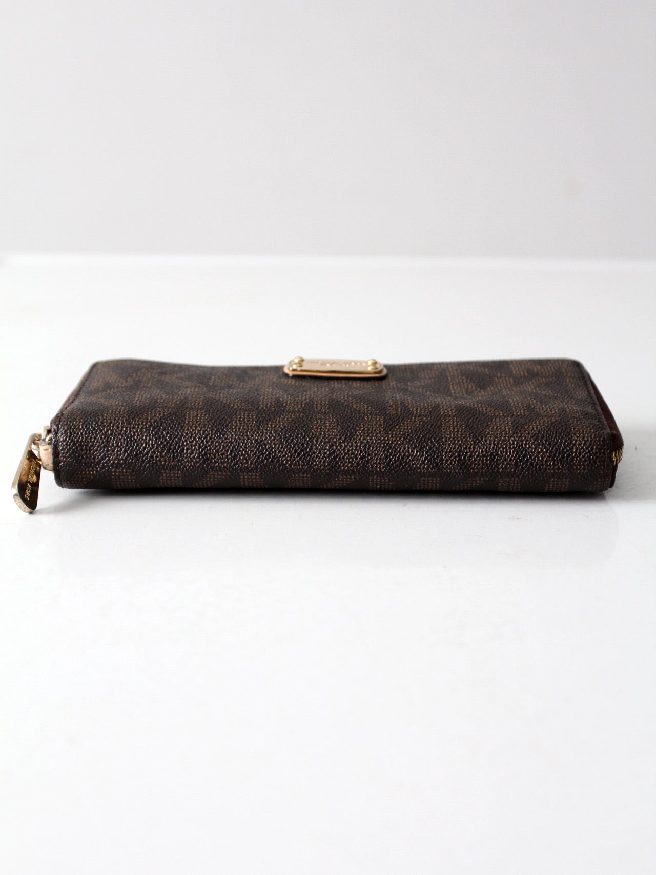 Michael Kors wallet in brown monogram