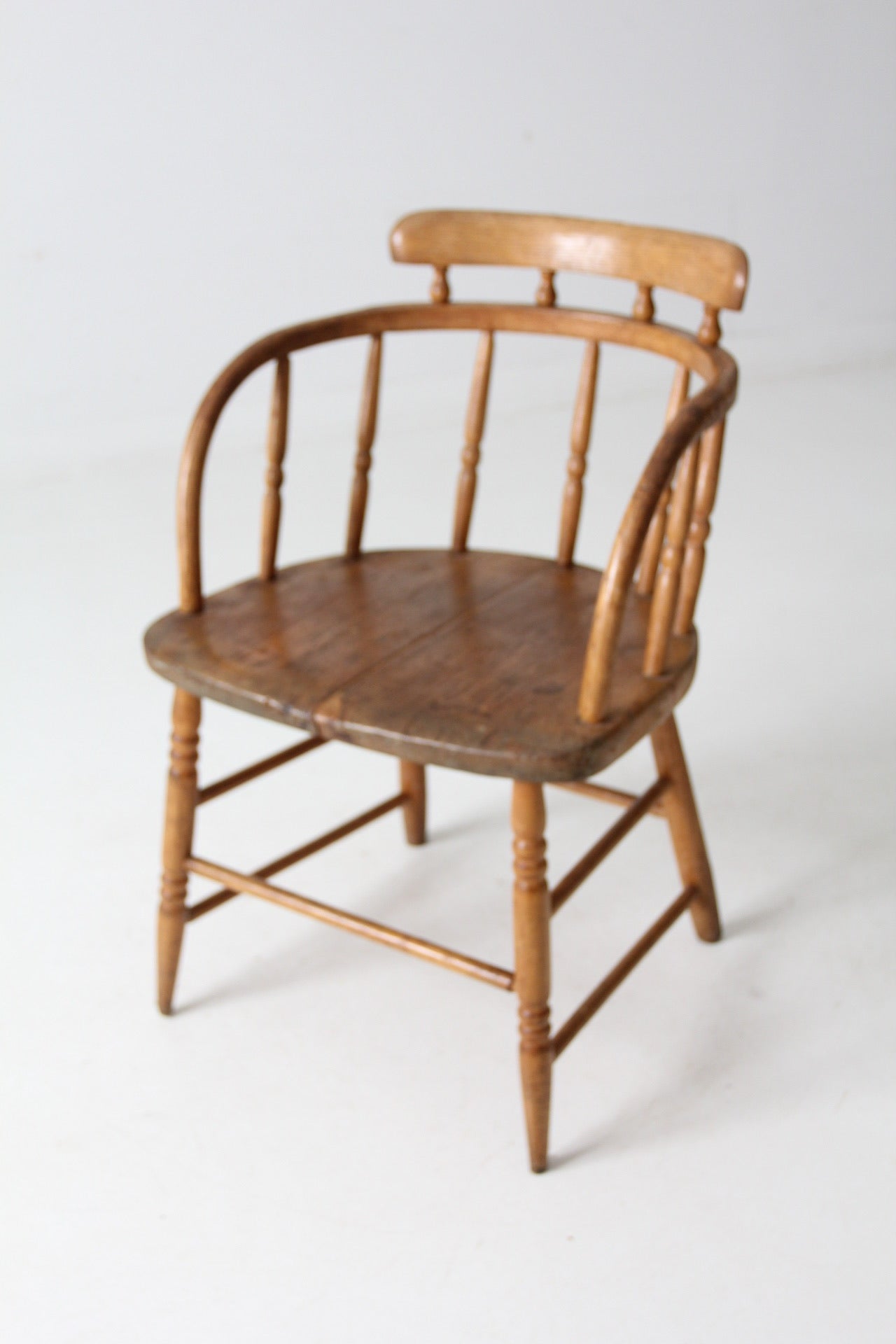 antique Windsor chair – 86 Vintage
