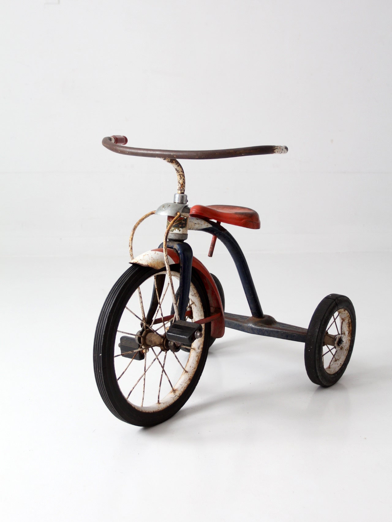 1950s Midwest Industries Americana children's tricycle