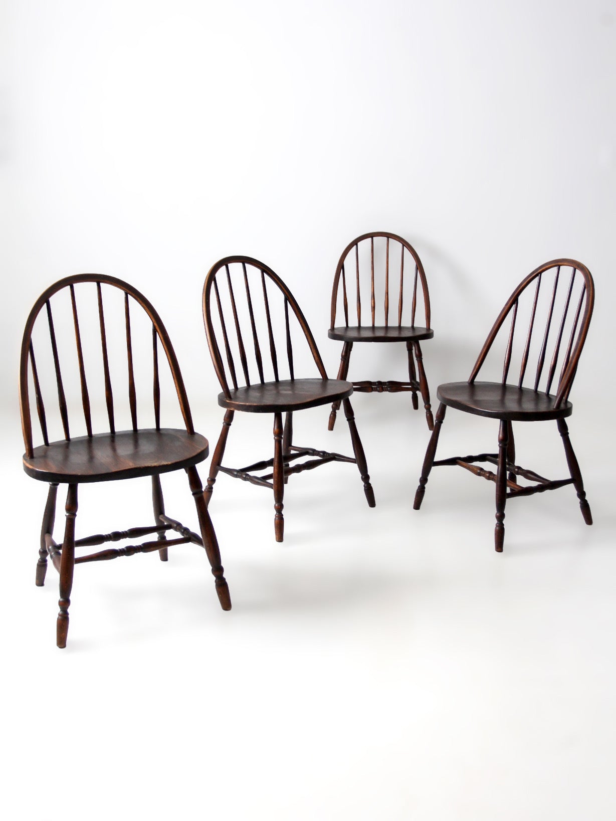 set of 4 vintage Windsor hoop back dining chairs