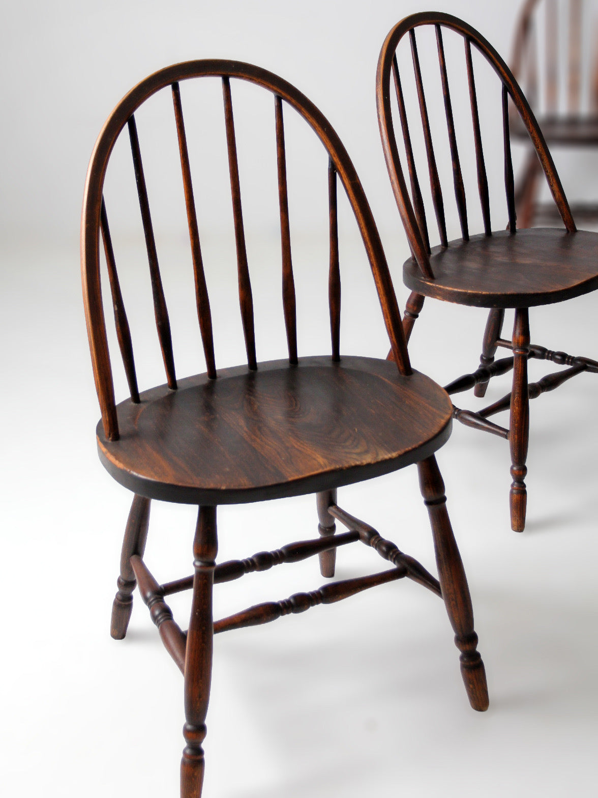 set of 4 vintage Windsor hoop back dining chairs
