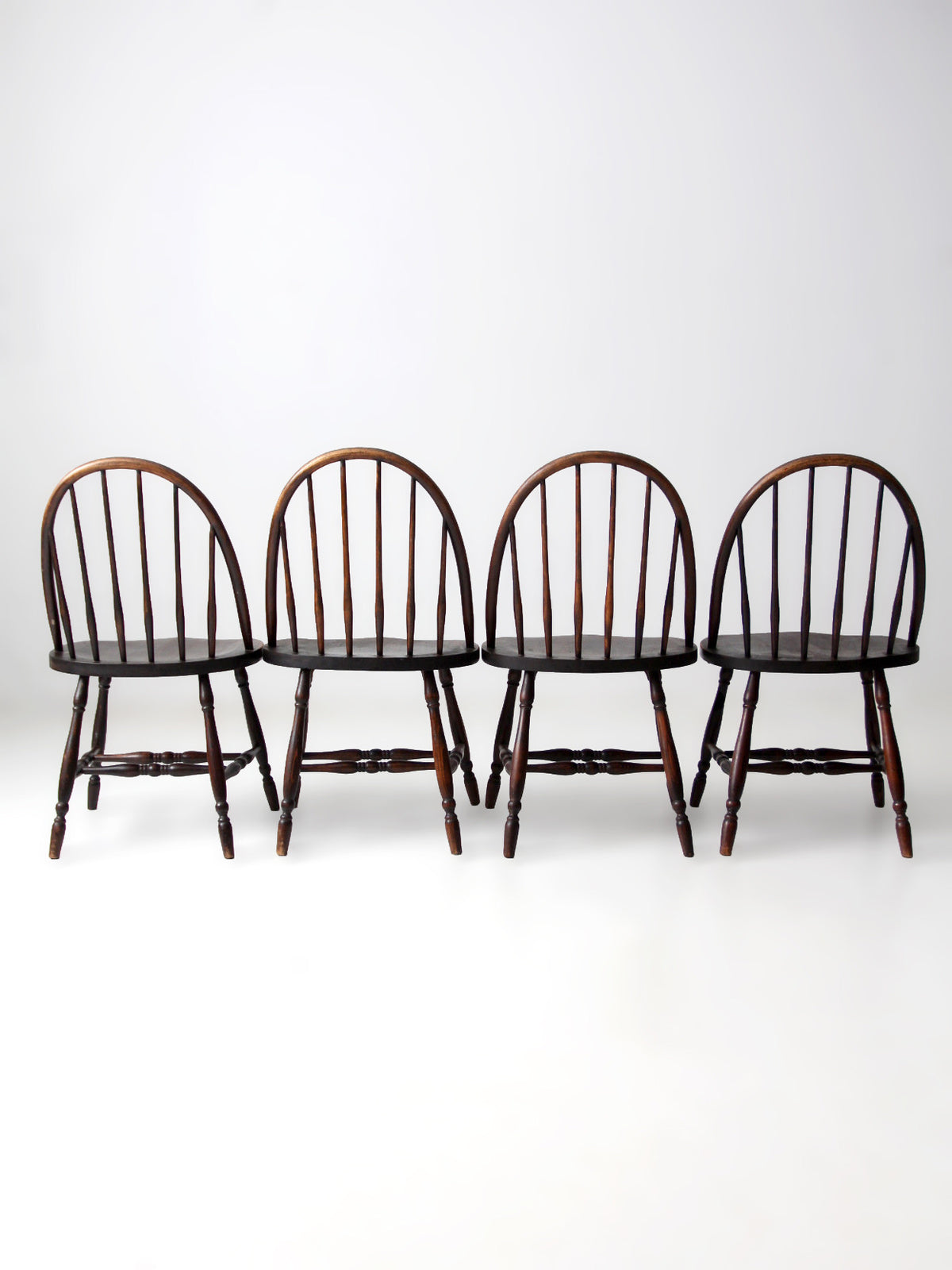 set of 4 vintage Windsor hoop back dining chairs