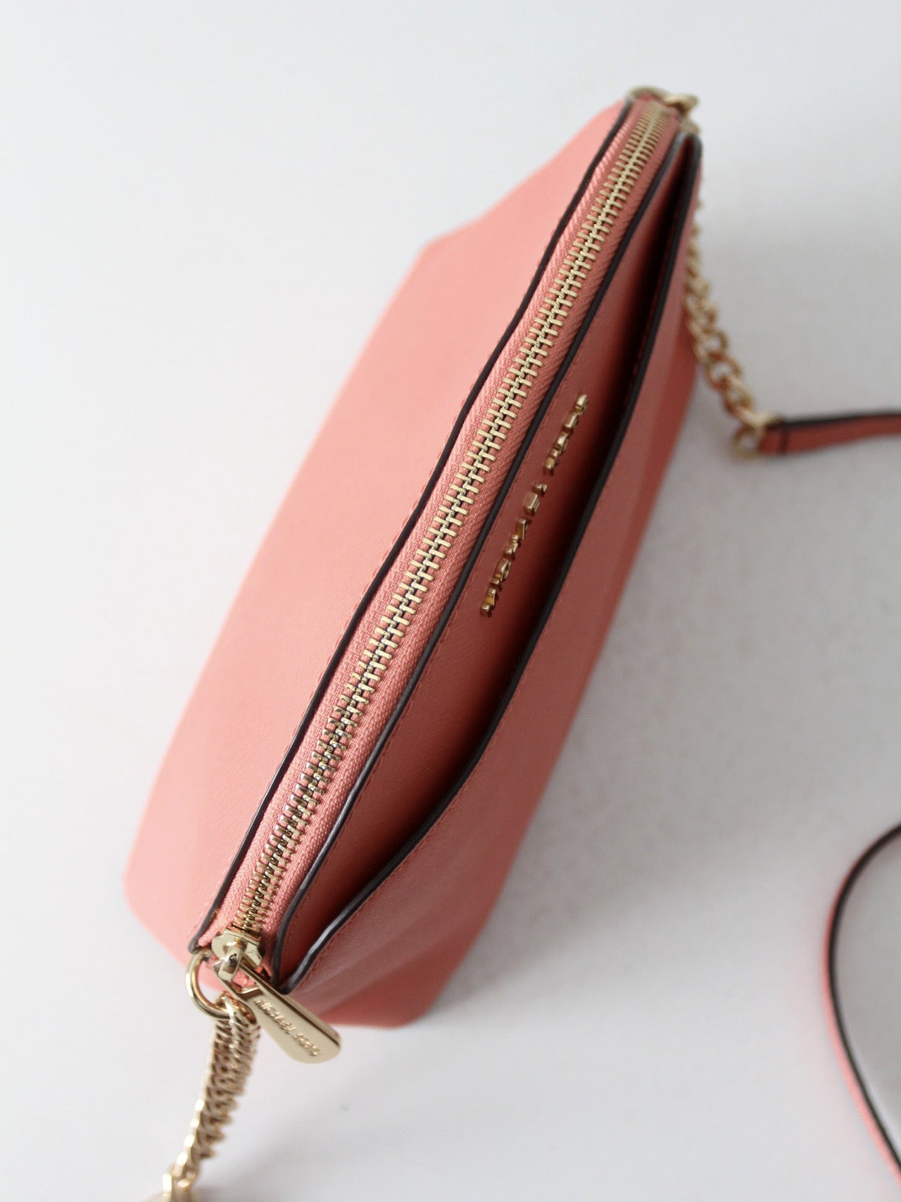 Michael Kors Jet Set Travel dome crossbody bag