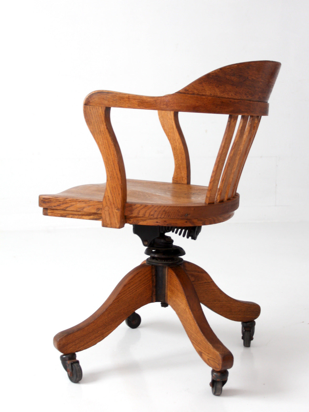 antique Gunlocke banker' swivel desk chair