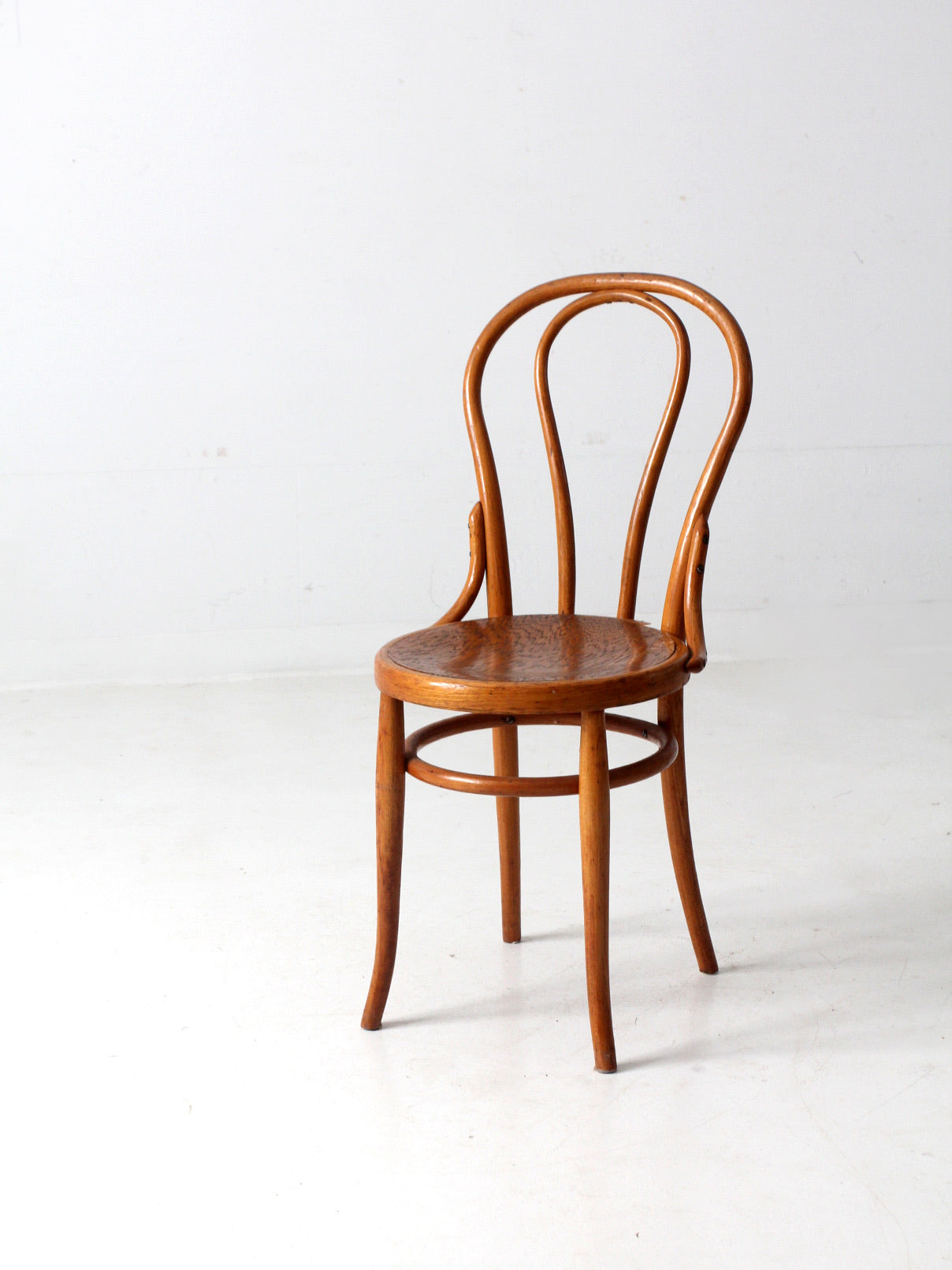 antique bentwood cafe chair – 86 Vintage