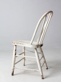 antique white spindle back chair