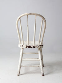 antique white spindle back chair