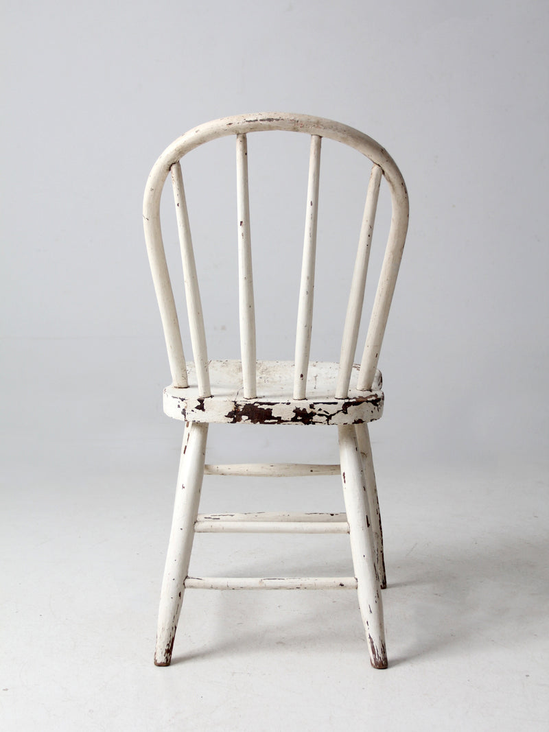antique white spindle back chair