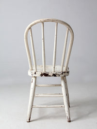 antique white spindle back chair