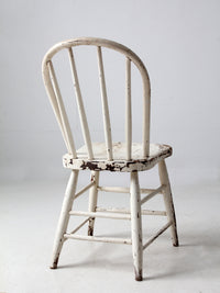 antique white spindle back chair