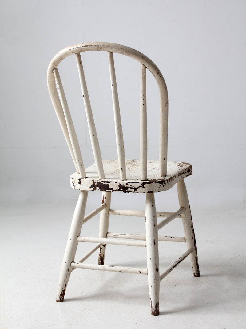 antique white spindle back chair