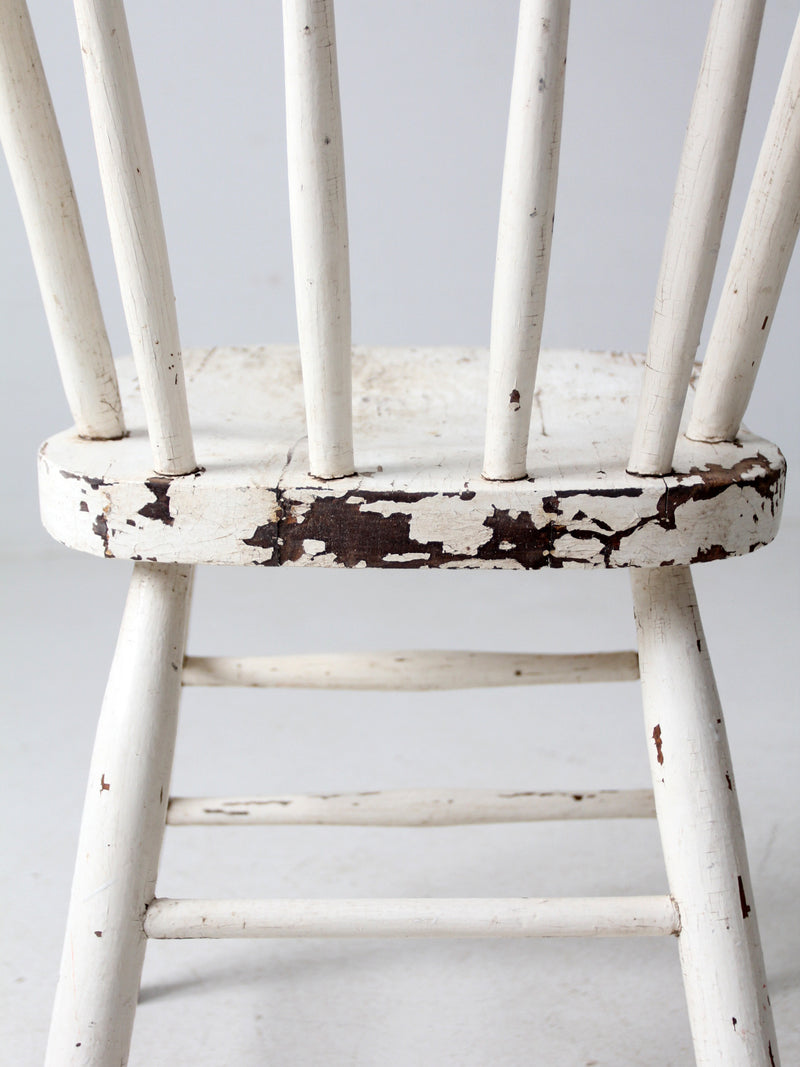 antique white spindle back chair