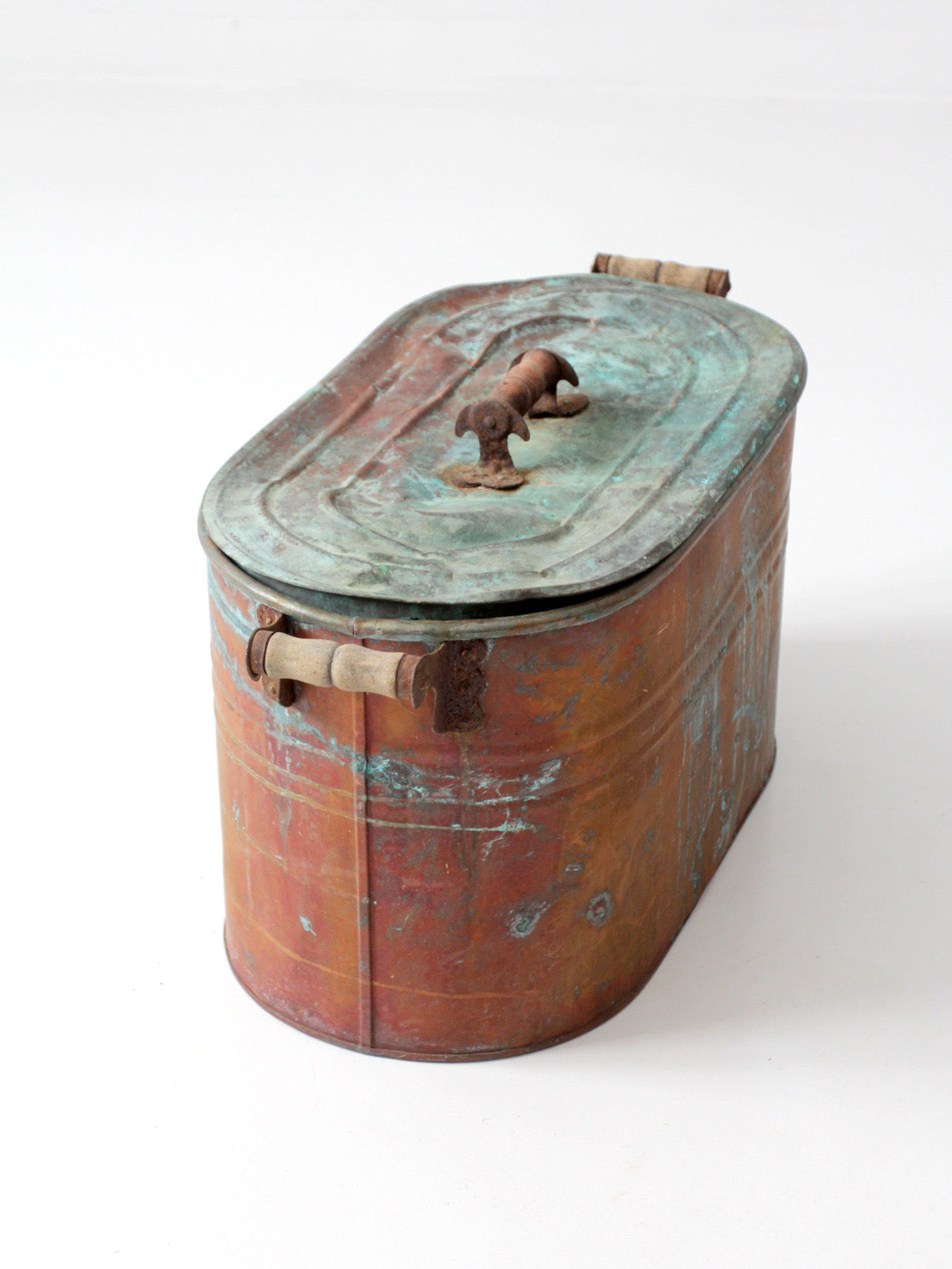 antique copper wash boiler with lid