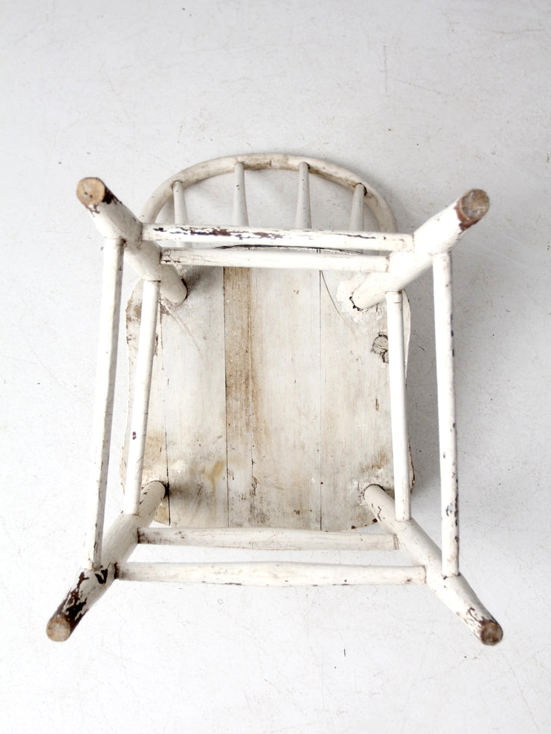 antique white spindle back chair