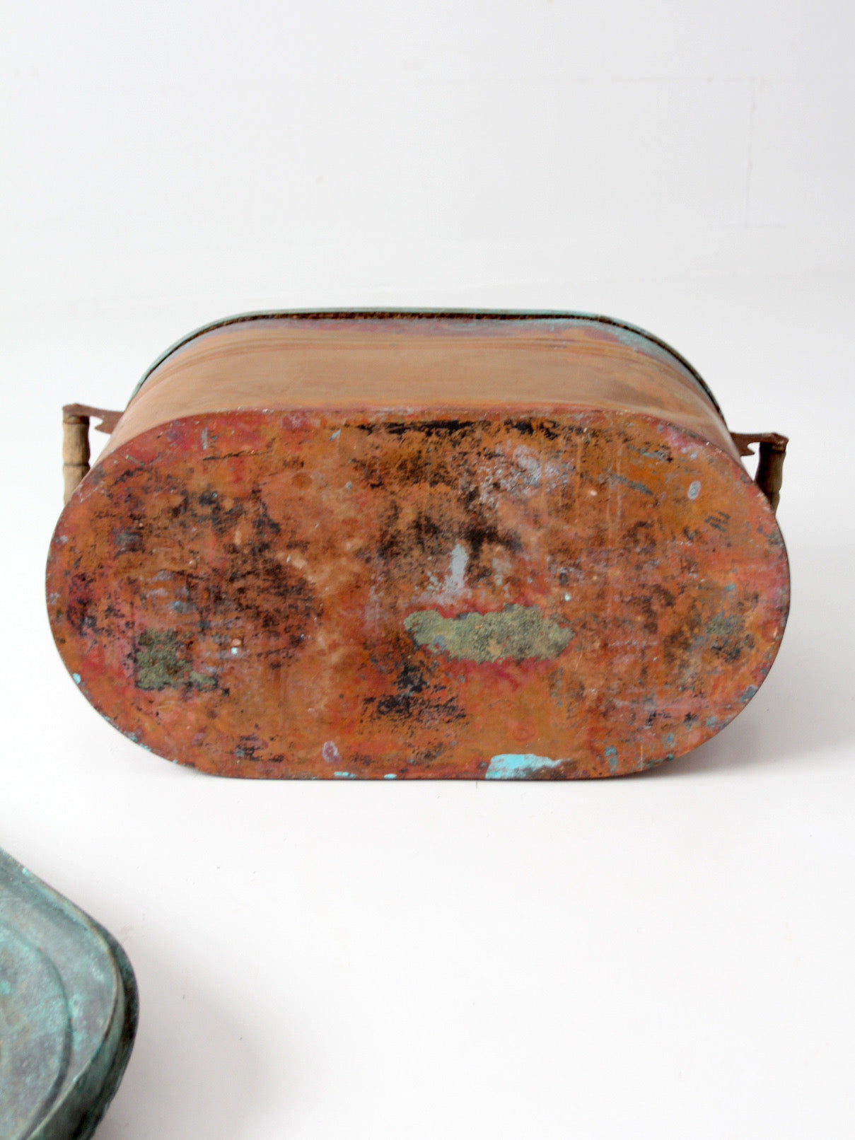 antique copper wash boiler with lid