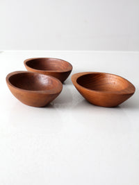 vintage hand carved wooden bowls set of 3
