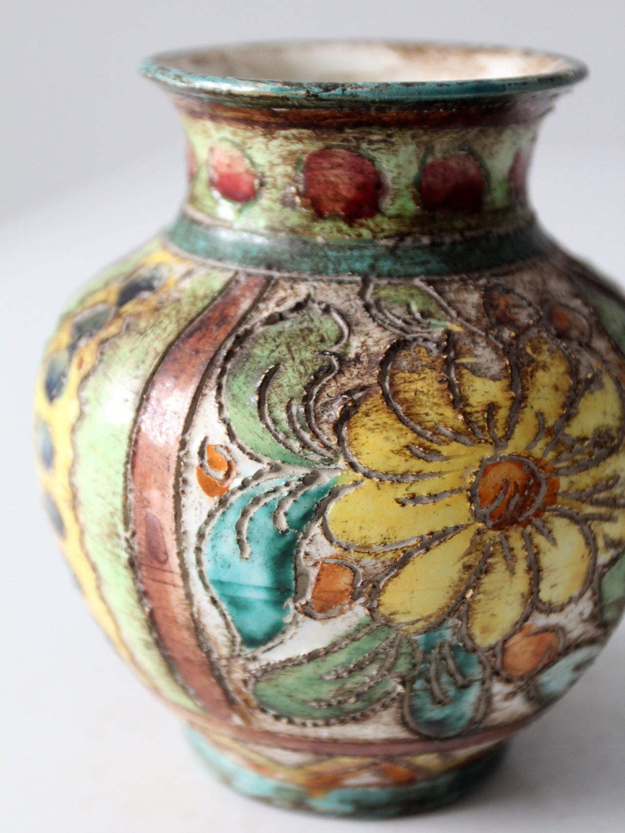 mid-century Italian majolica sgraffito vase