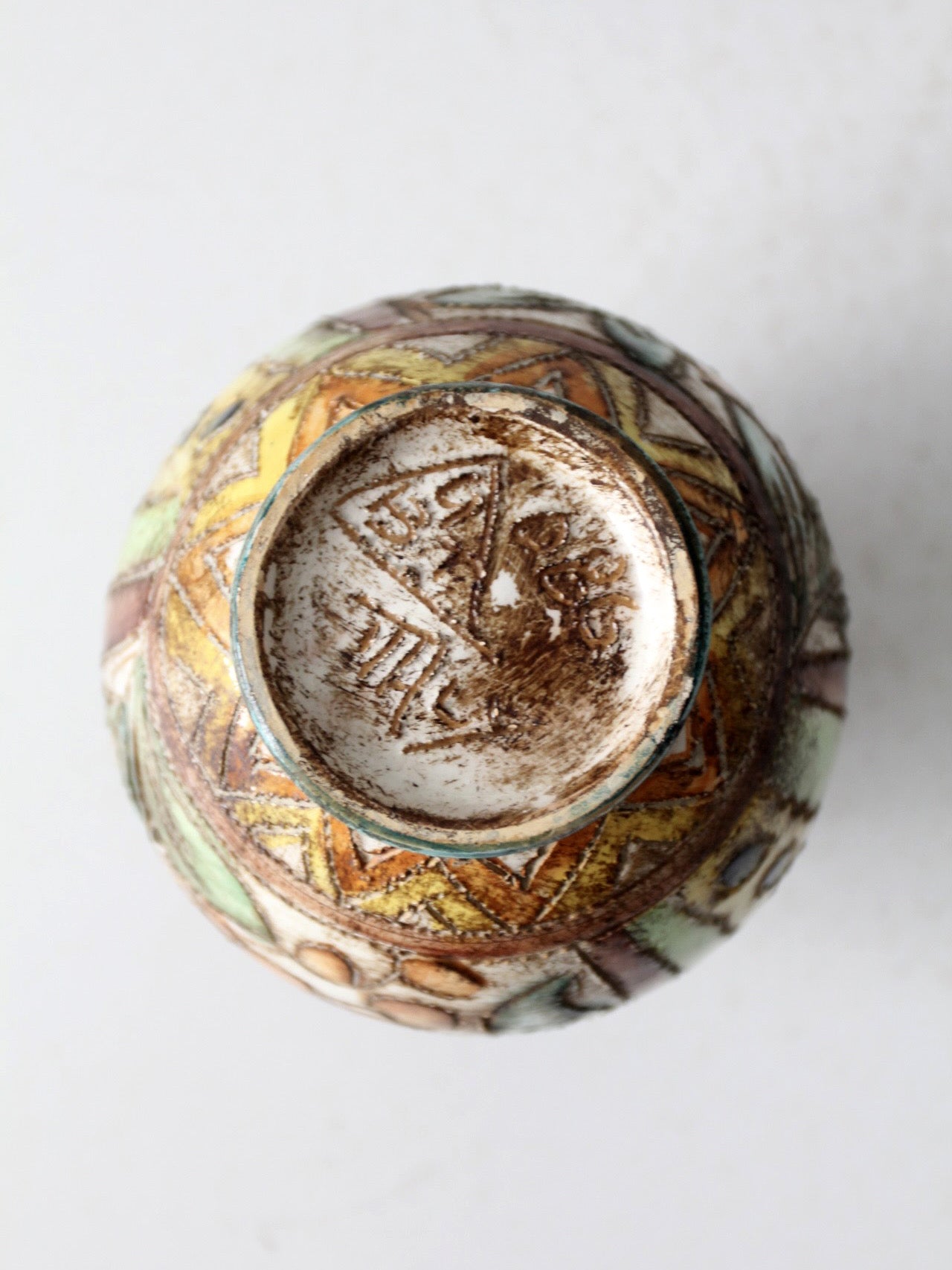mid-century Italian majolica sgraffito vase
