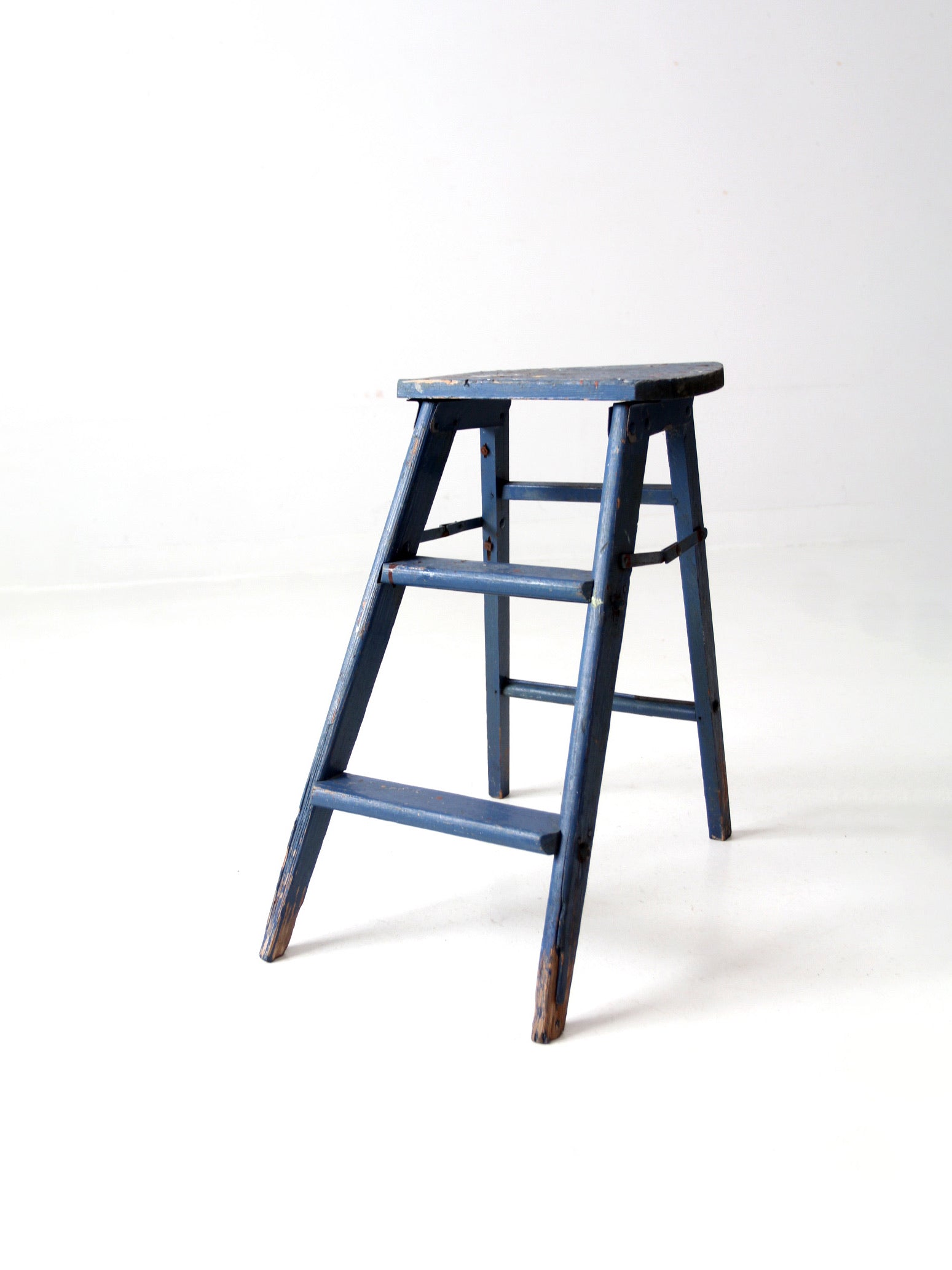 vintage wooden blue step stool – 86 Vintage