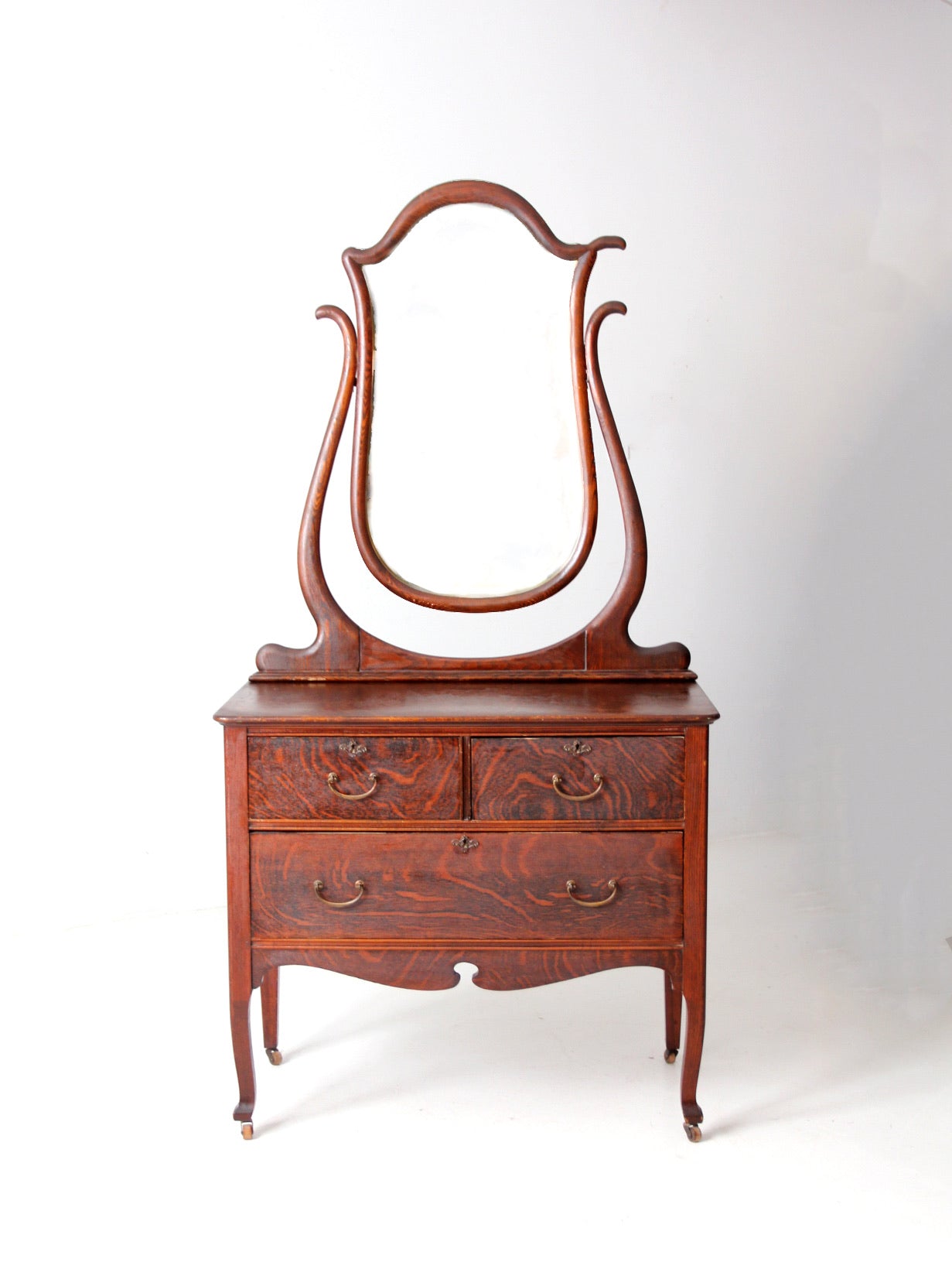 antique Victorian dresser with mirror 86 Vintage antique Victorian dresser with mirror 86 Vintage