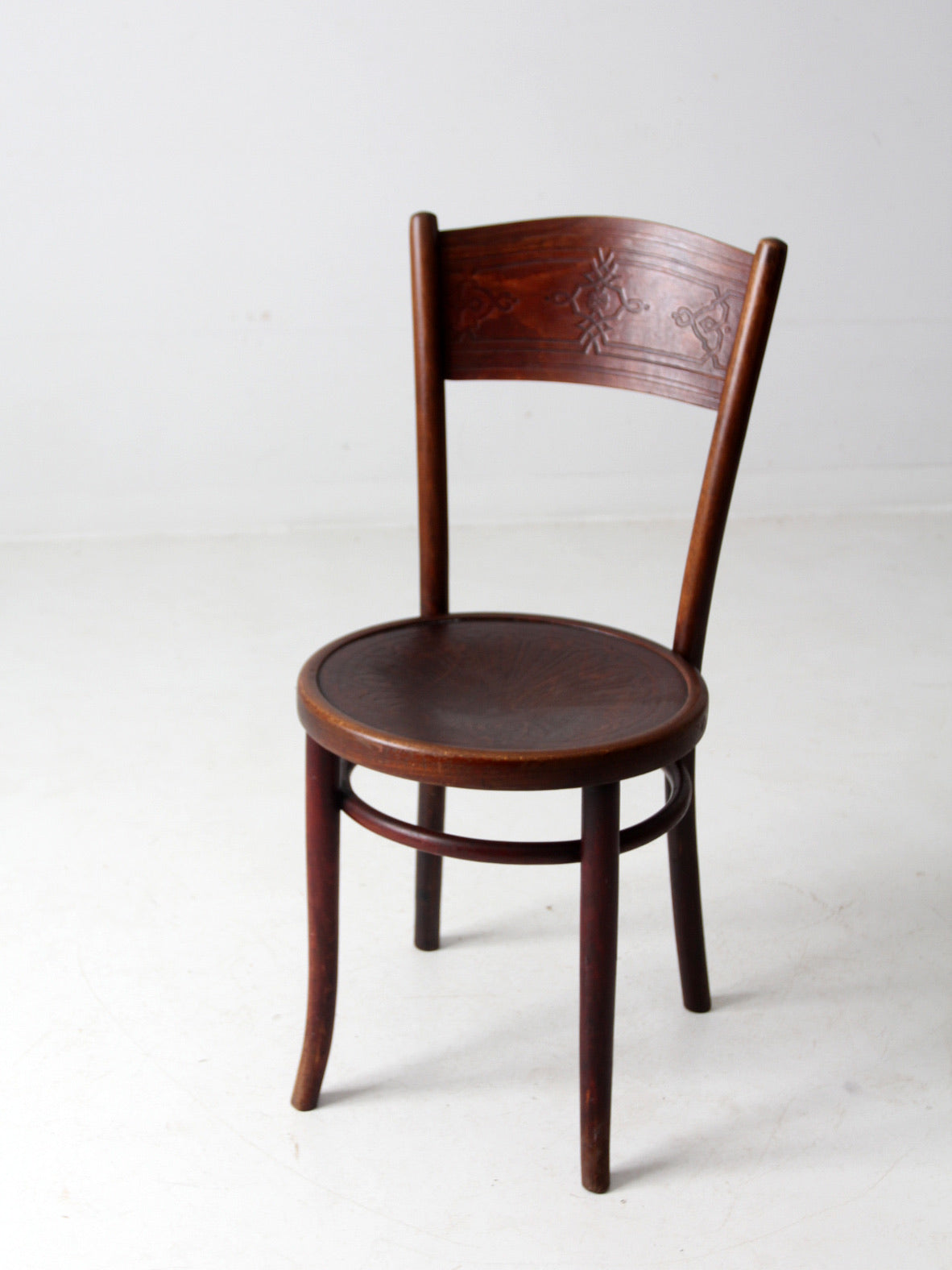 antique Jacob & Josef Kohn bentwood chair with pressed seat – 86