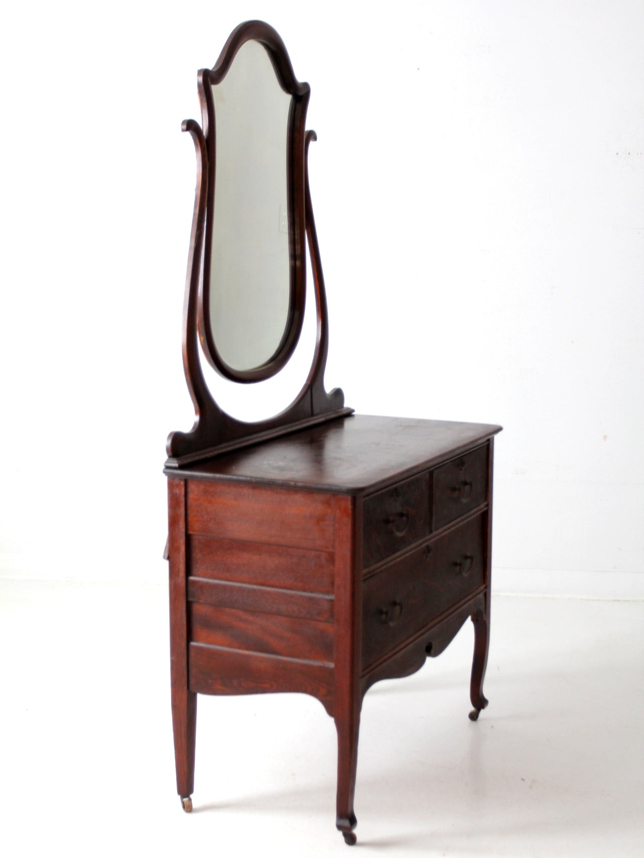 antique Victorian dresser with mirror – 86 Vintage antique Victorian dresser with mirror – 86 Vintage