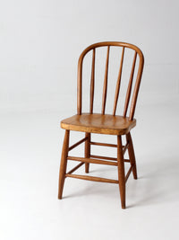 antique Windsor bow back side chair