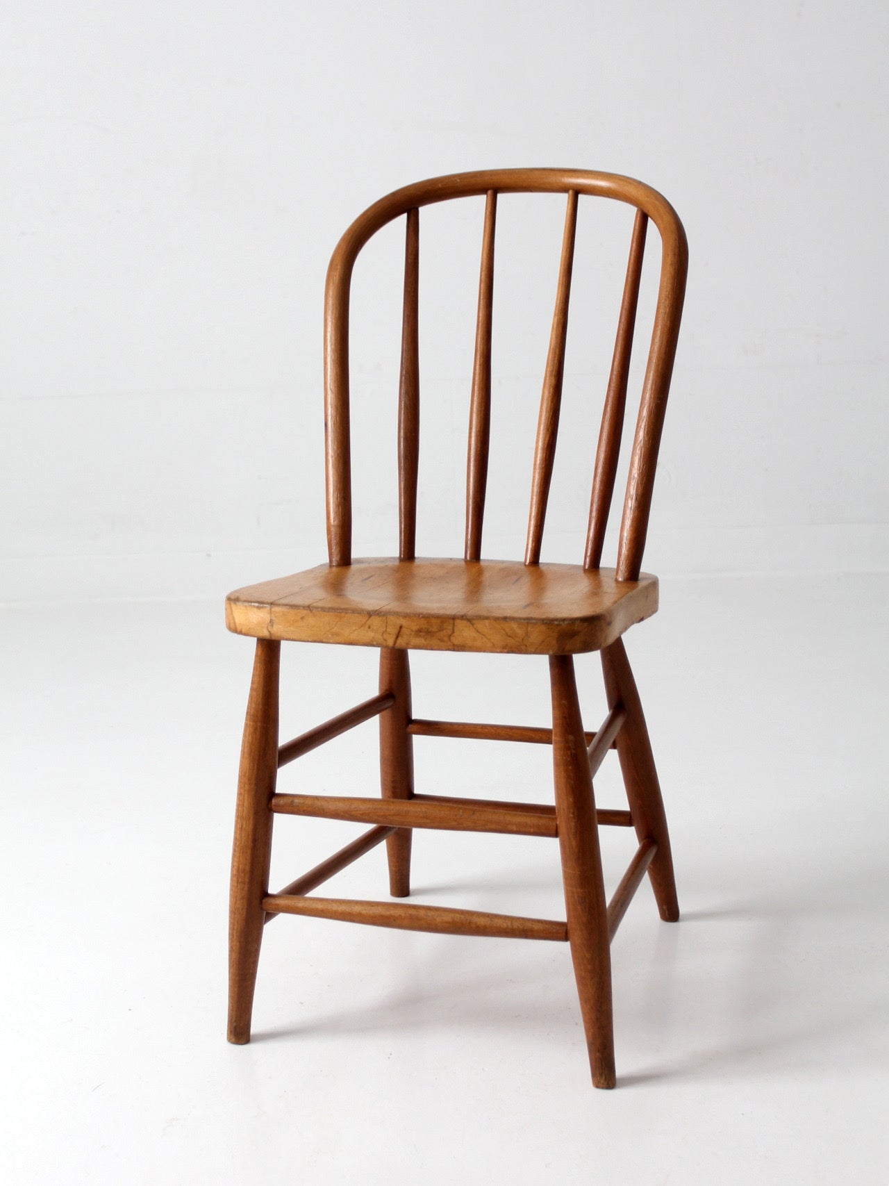 antique Windsor bow back side chair