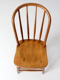 antique Windsor bow back side chair