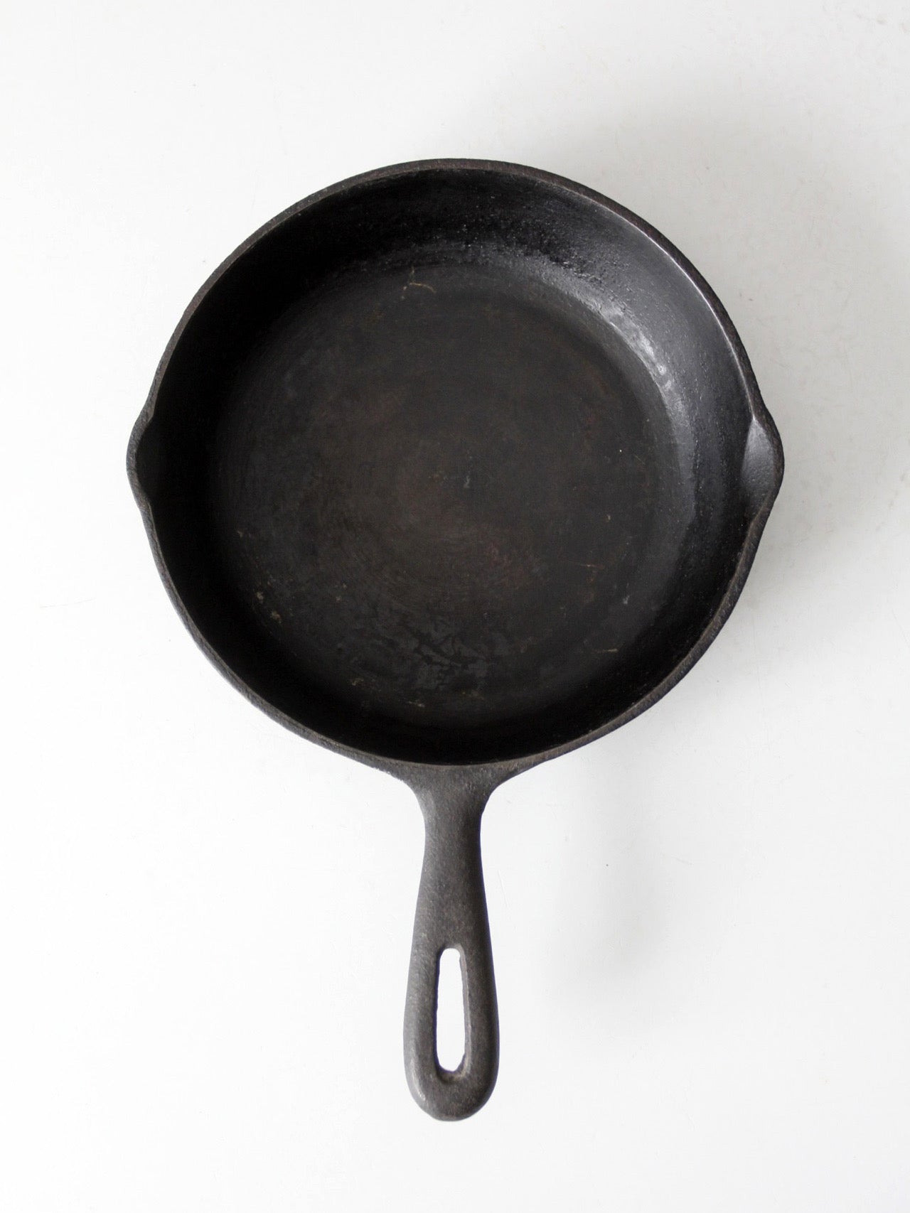 vintage cast iron 8 inch skillet