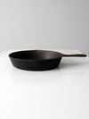 vintage unmarked Wagner No. 8 cast iron skillet