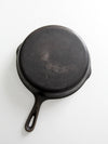 vintage unmarked Wagner No. 8 cast iron skillet