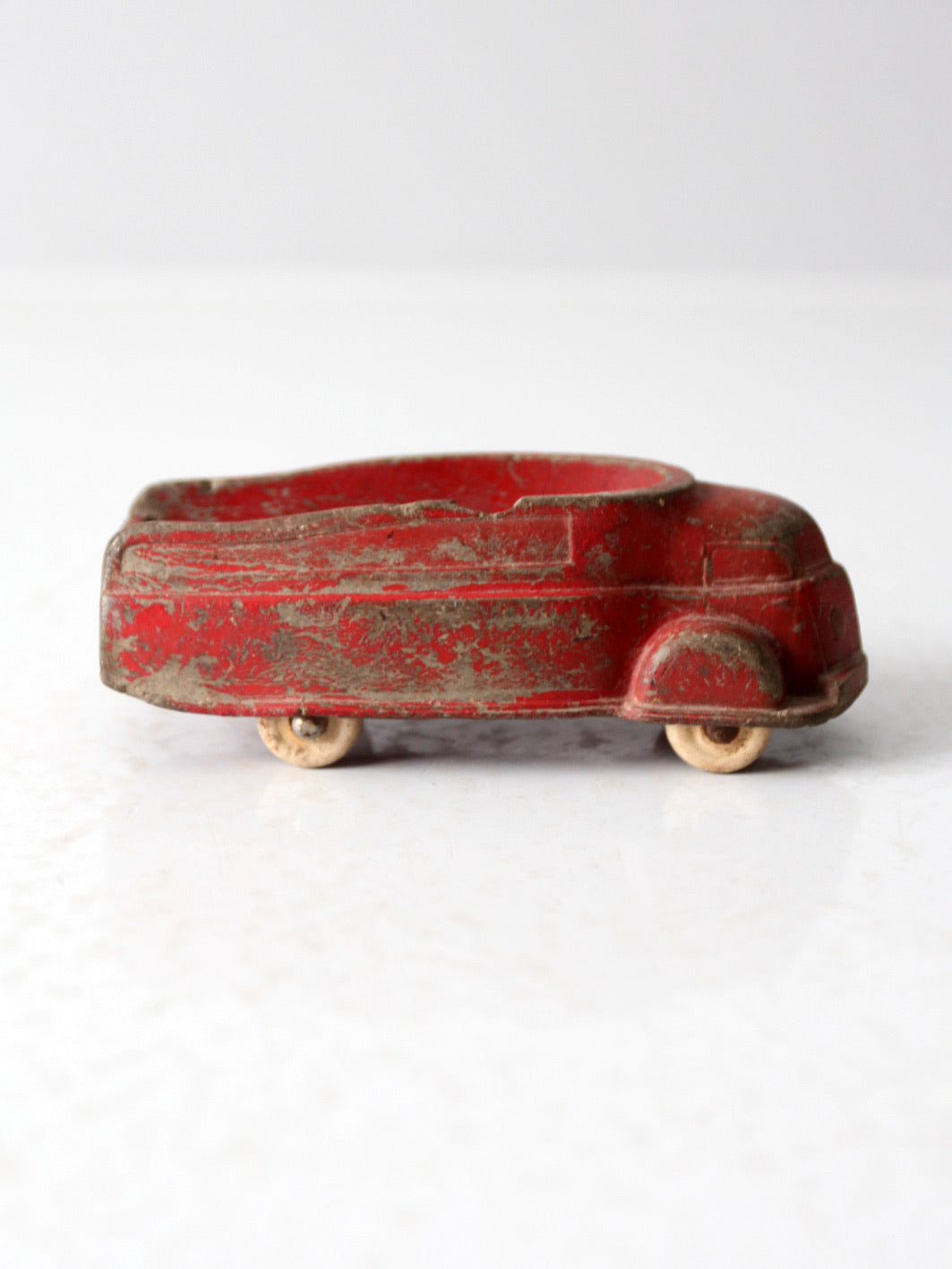 vintage 1930's Sun Rubber toy truck
