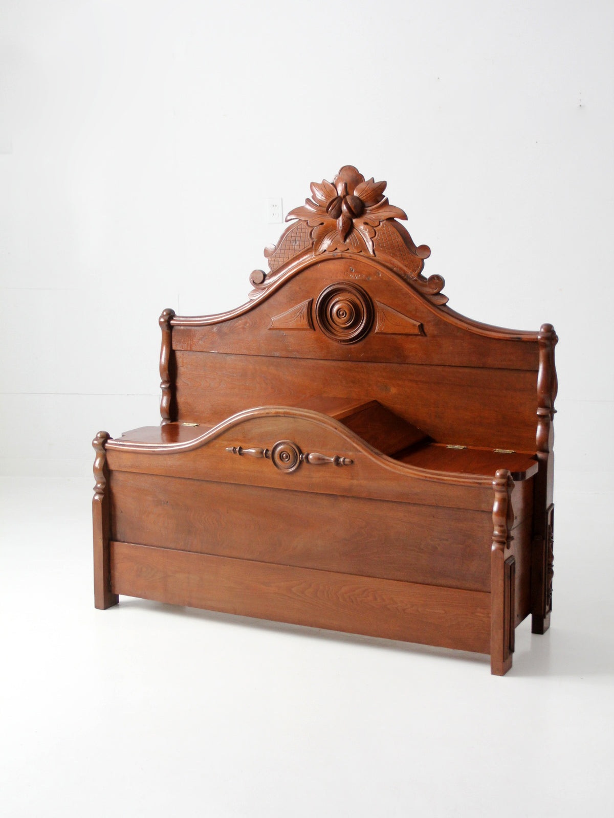 Victorian style carved wood footboard bench