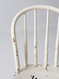 antique painted Windsor bow back chair