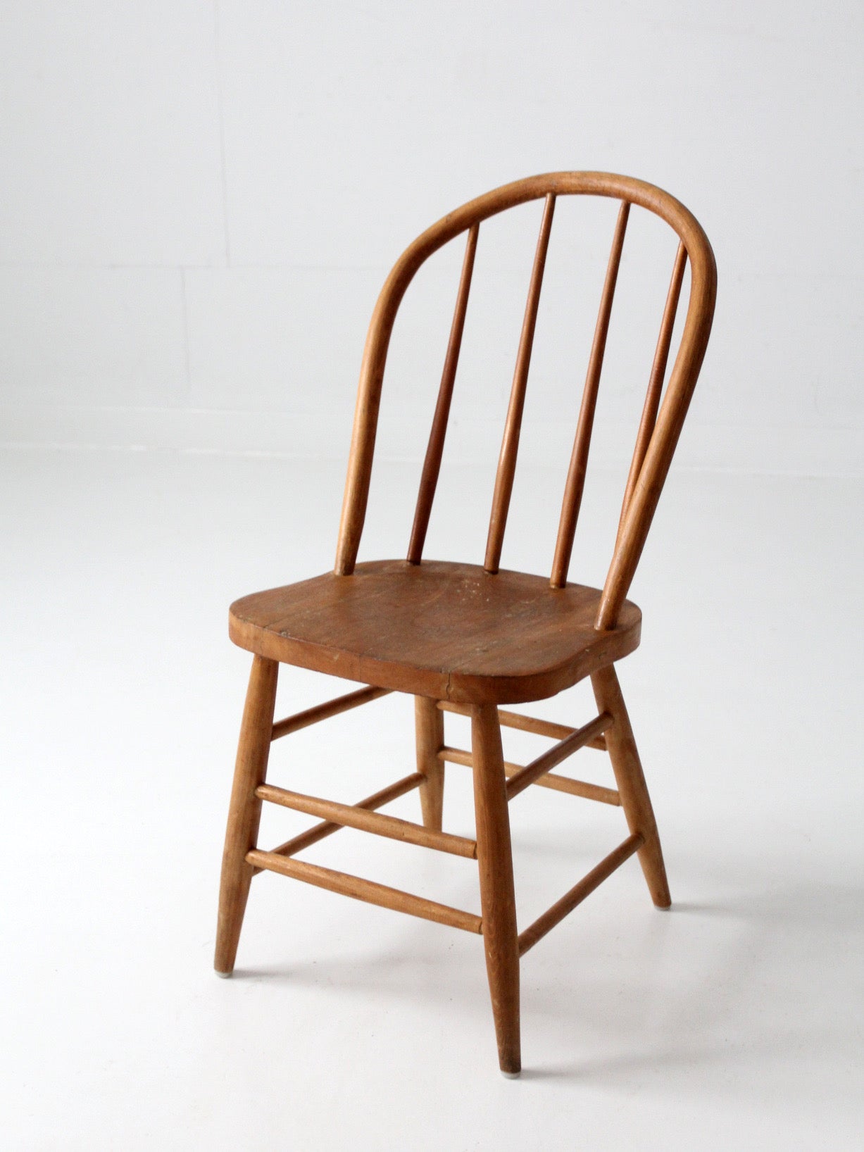 antique Windsor style bow back dining chair