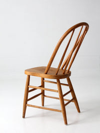 antique Windsor style bow back dining chair