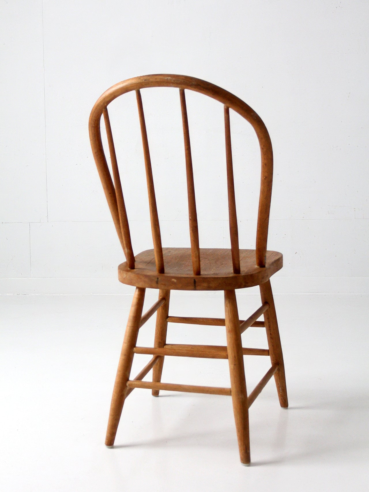 antique Windsor style bow back dining chair
