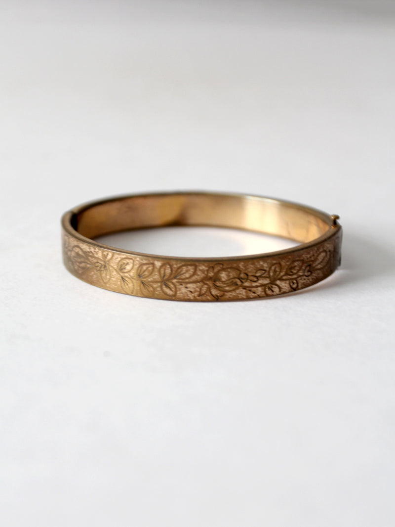 vintage gold tone etched bangle bracelet
