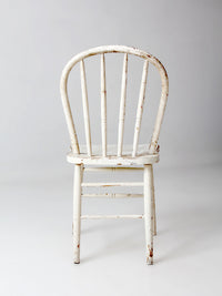 vintage painted Windsor bow back chair