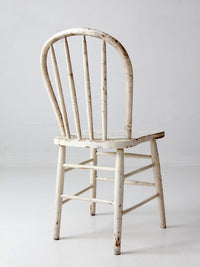 vintage painted Windsor bow back chair