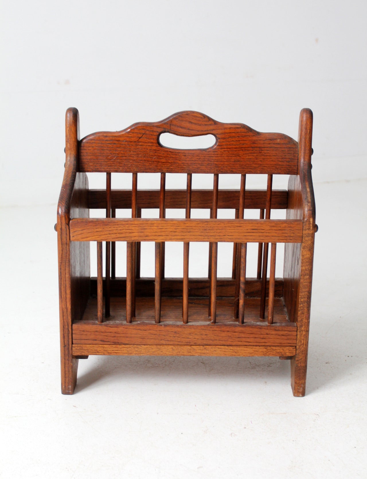 vintage wooden magazine rack – 86 Vintage